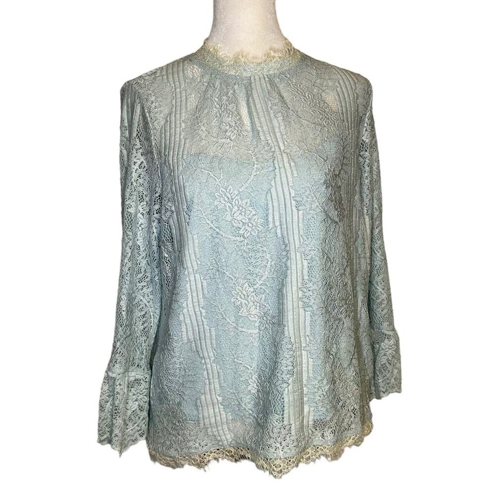 Heartloom light blue lace long sleeve top size S